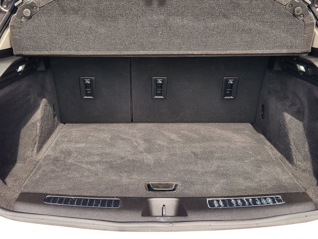 Certified 2023 Cadillac XT4 Premium Luxury w/ Cold Weather Package image 33