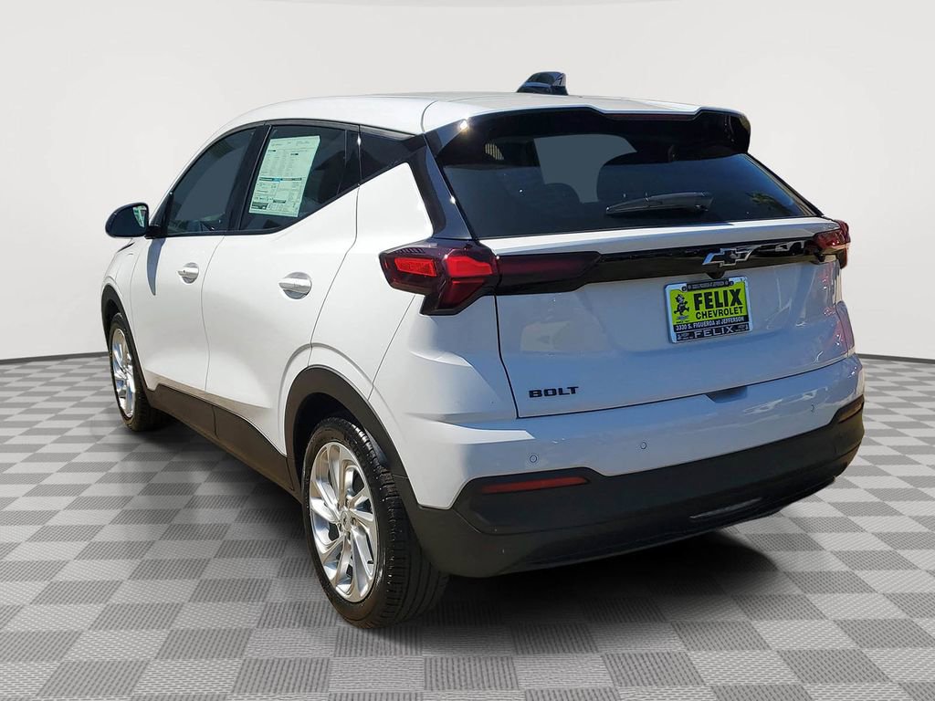 New 2027 Chevrolet Bolt LT w/ Comfort Package image 4