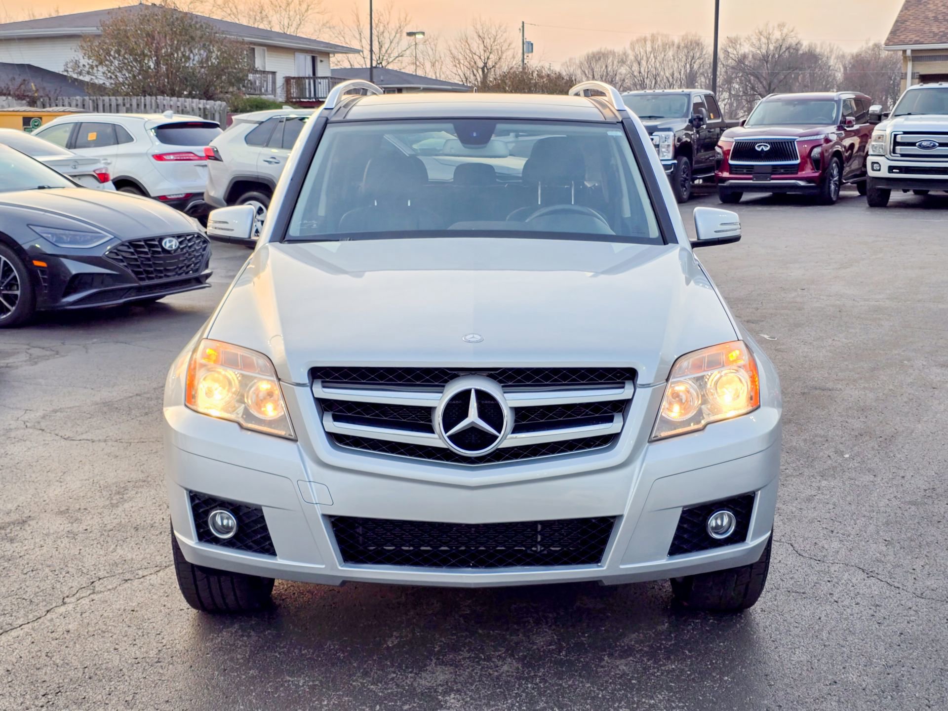 Used 2010 Mercedes-Benz GLK 350 4MATIC image 3