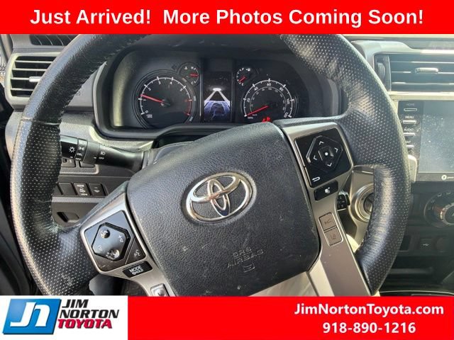 Used 2023 Toyota 4Runner SR5 Premium w/ Moonroof Package RWD image 13