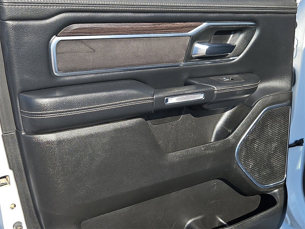 Used 2025 RAM 1500 Laramie image 16