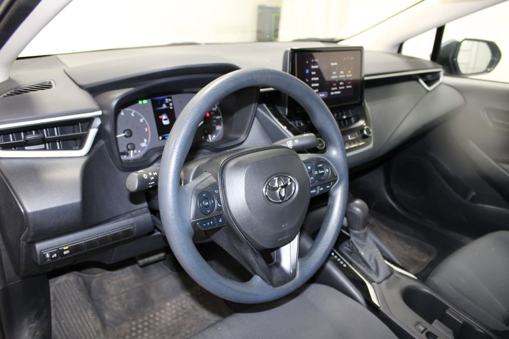Used 2023 Toyota Corolla LE image 17