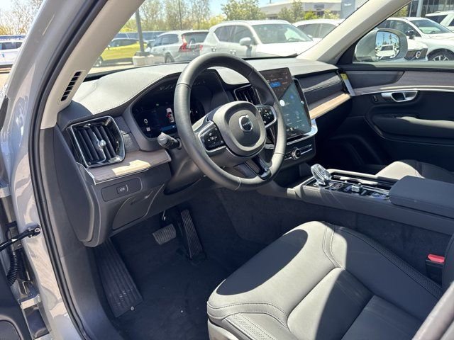 New 2025 Volvo XC90 B6 Plus w/ Protection Package Premier image 10