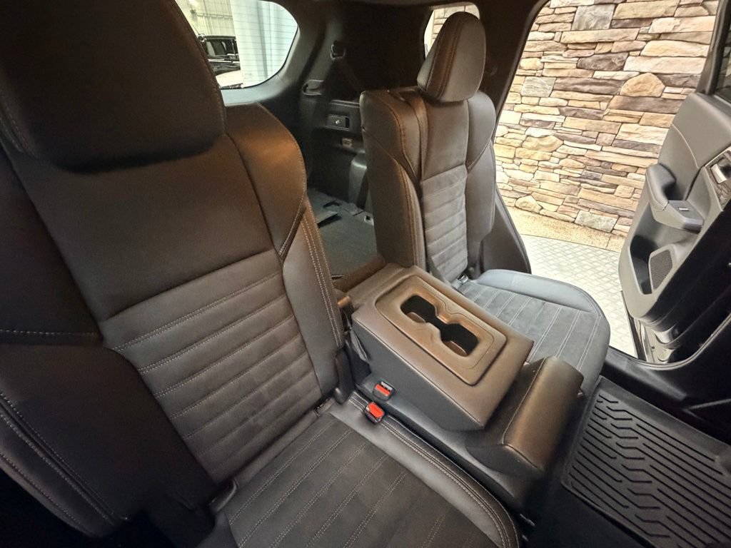 Used 2022 Mitsubishi Outlander SE AWD/4WD image 24