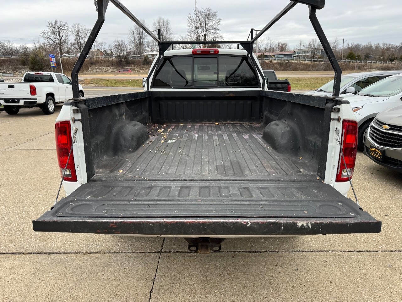 Used 2004 Dodge Ram 3500 Truck SLT image 10