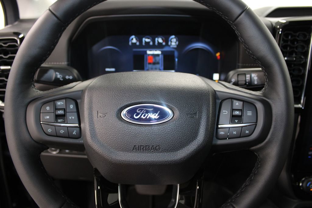 New 2025 Ford Ranger Lariat w/ FX4 Off-Road Package image 29