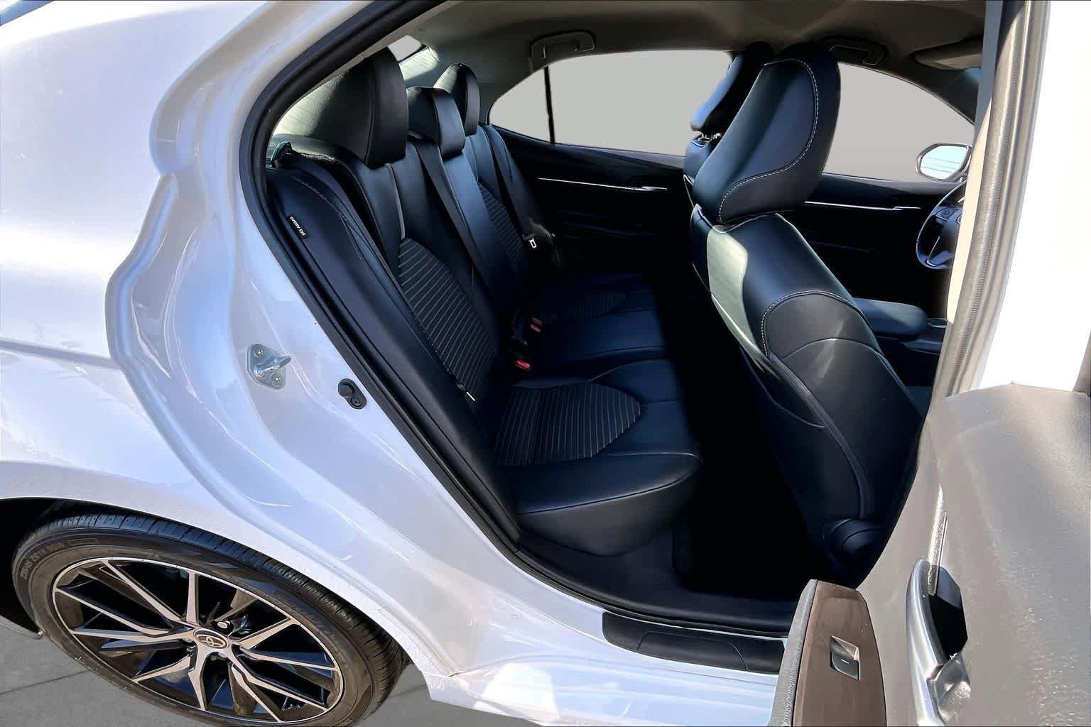 Certified 2024 Toyota Camry SE FWD image 19
