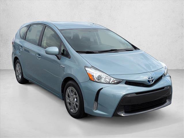 Used 2017 Toyota Prius V Three image 3