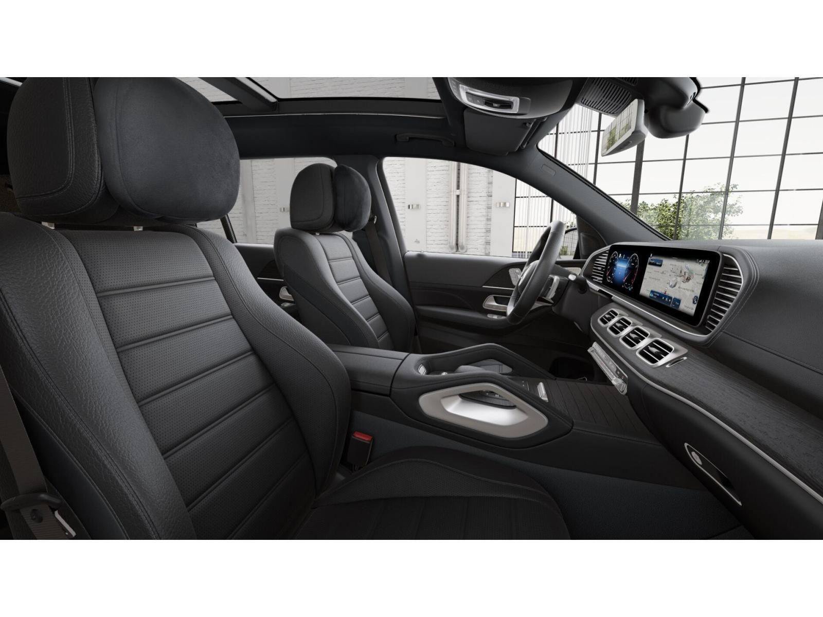 New 2026 Mercedes-Benz GLS 450 4MATIC image 3