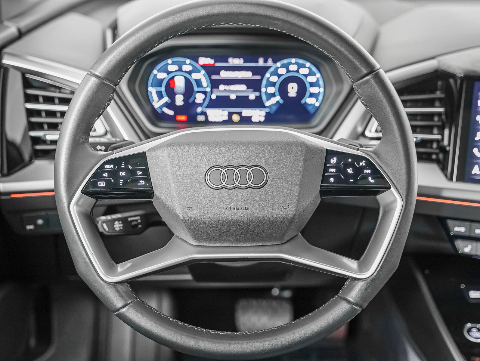 Used 2024 Audi Q4 e-tron Premium Plus w/ Premium Plus AWD/4WD image 12