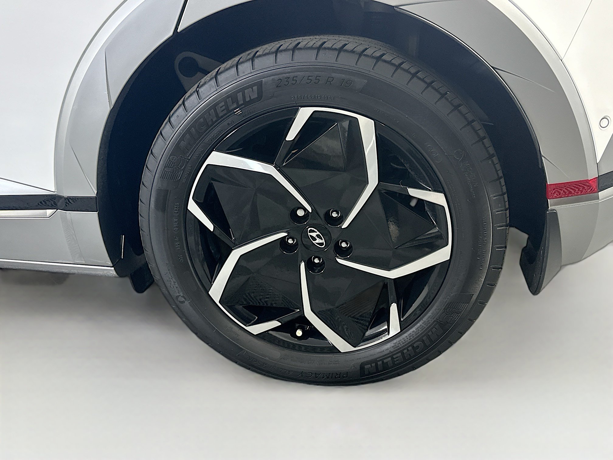Used 2024 Hyundai Ioniq 5 Limited RWD image 11
