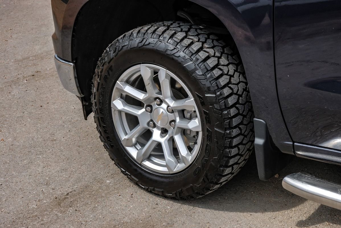 Used 2024 Chevrolet Silverado 1500 LT w/ Z71 Off-Road Package image 62