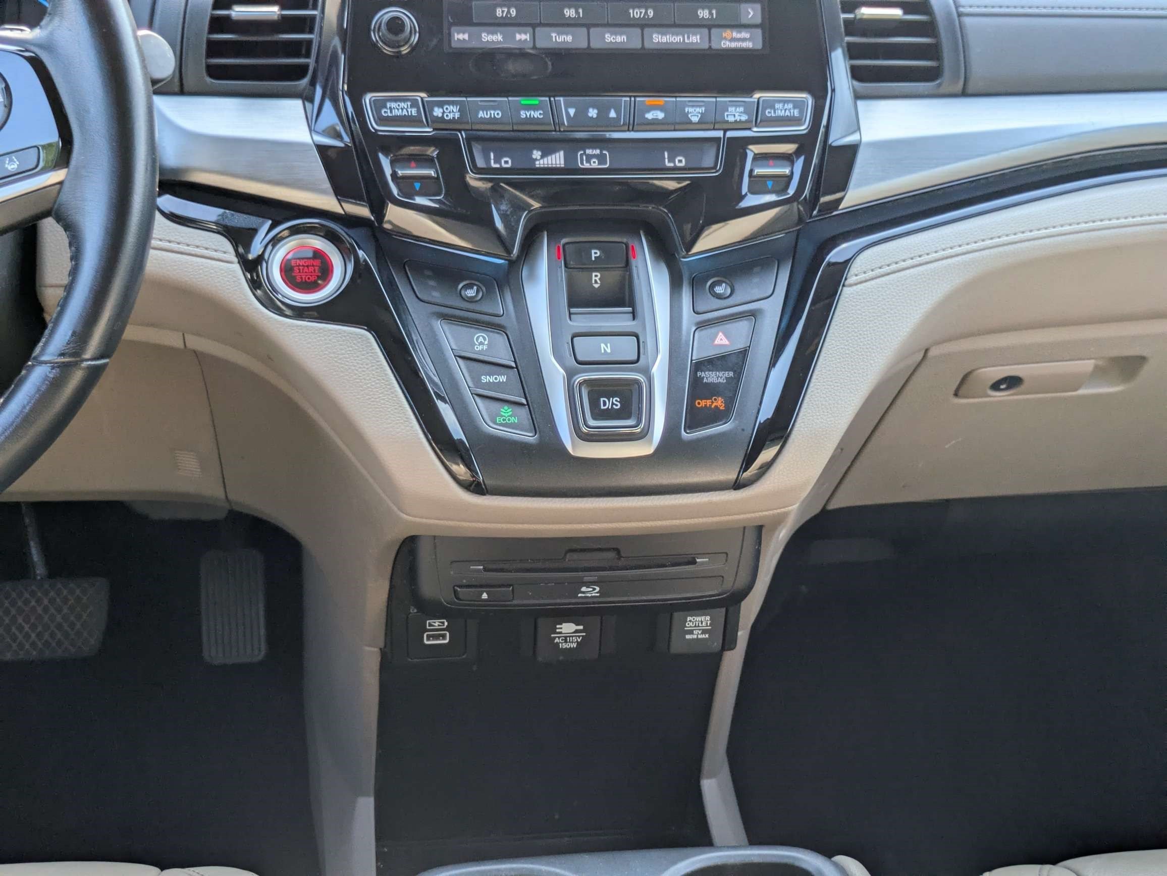 Certified 2022 Honda Odyssey Touring image 27