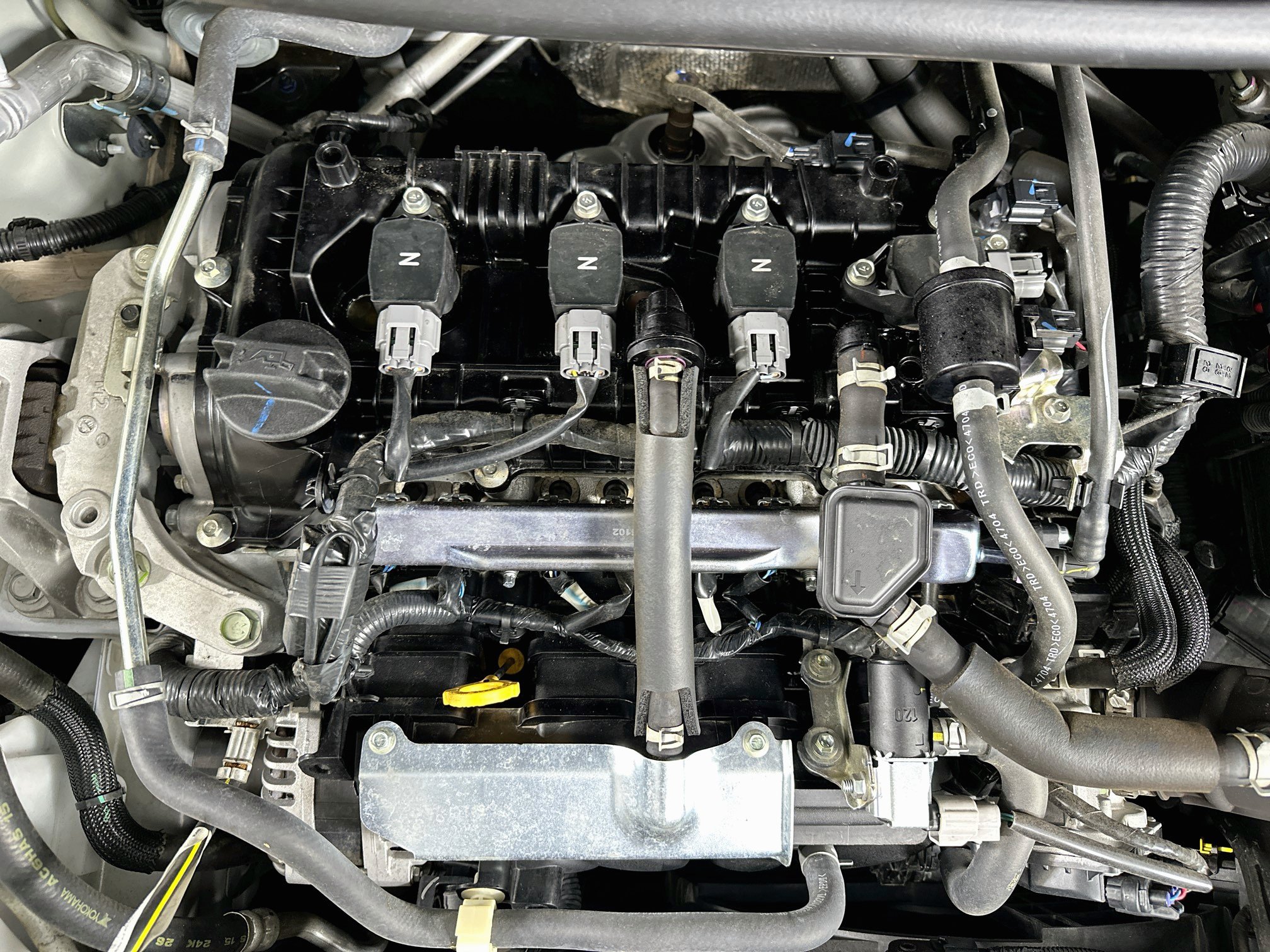 Used 2025 Nissan Versa SR FWD image 30