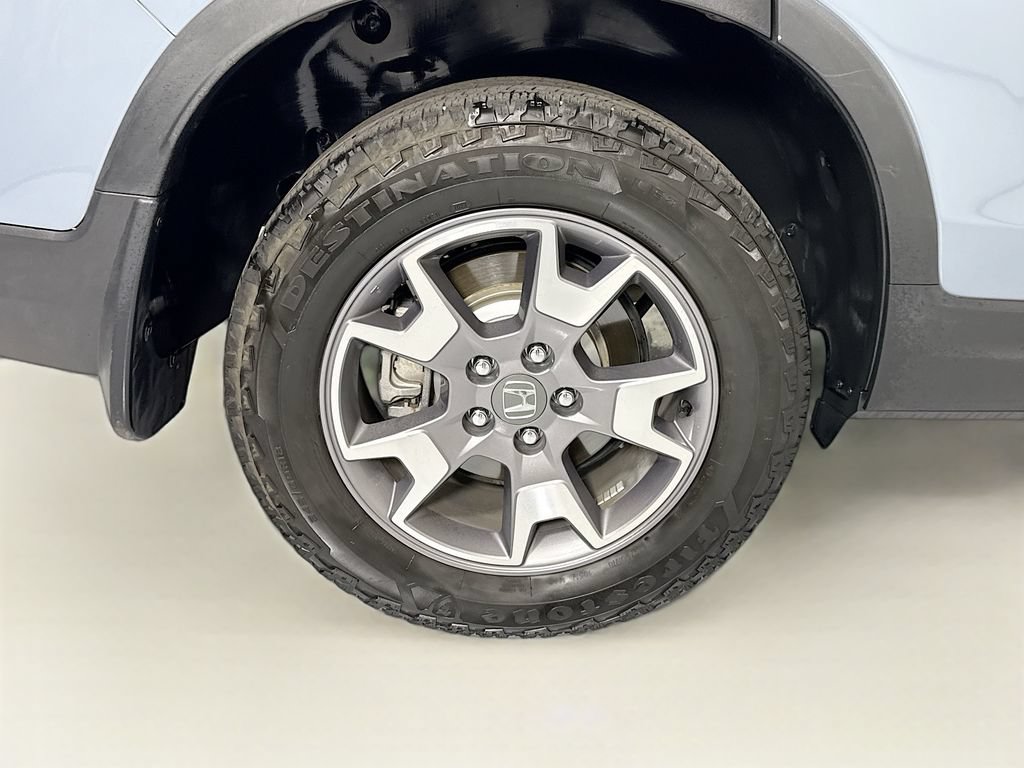 Certified 2023 Honda Passport TrailSport image 33