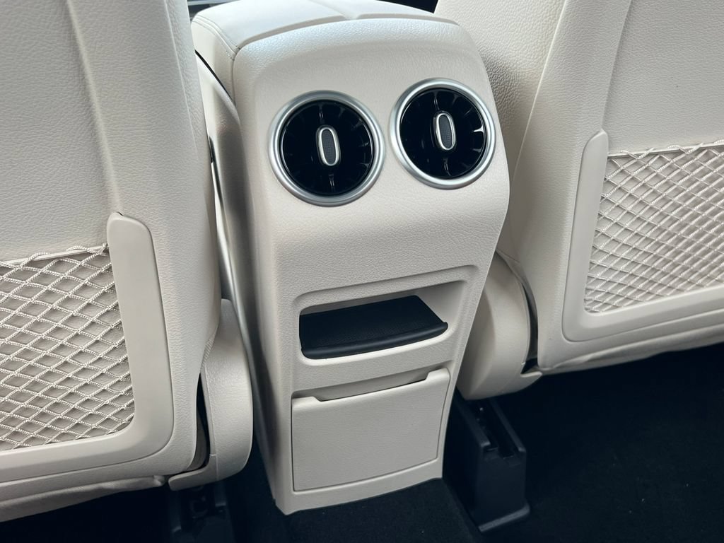New 2026 Mercedes-Benz GLB 250 4MATIC image 31