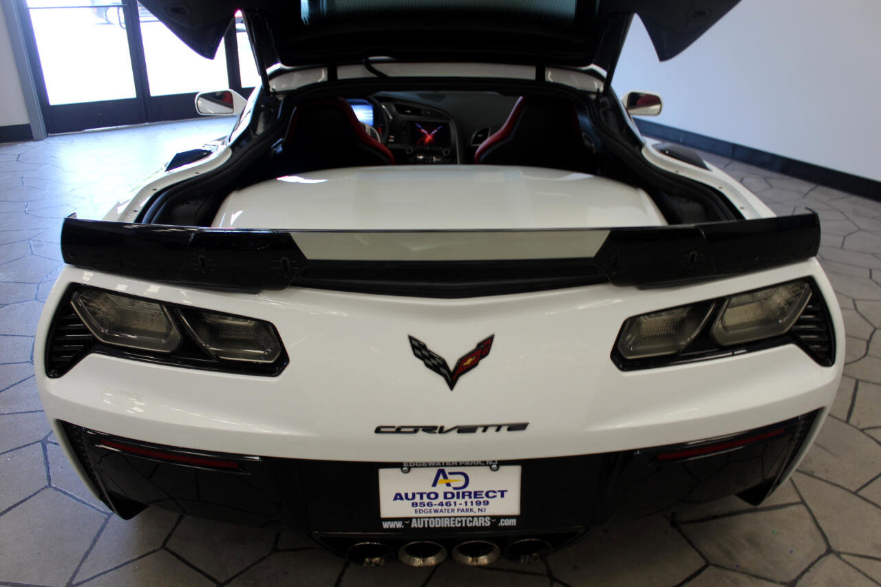 Used 2019 Chevrolet Corvette Z06 w/ Z07 Performance Package image 21