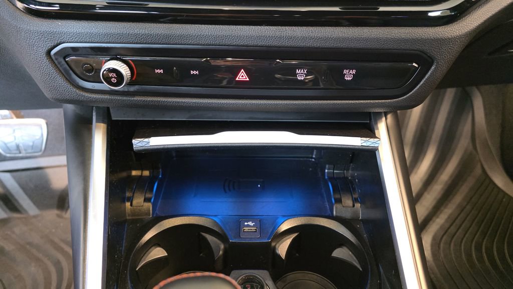 Used 2023 BMW M3 Competition w/ Executive Package image 17