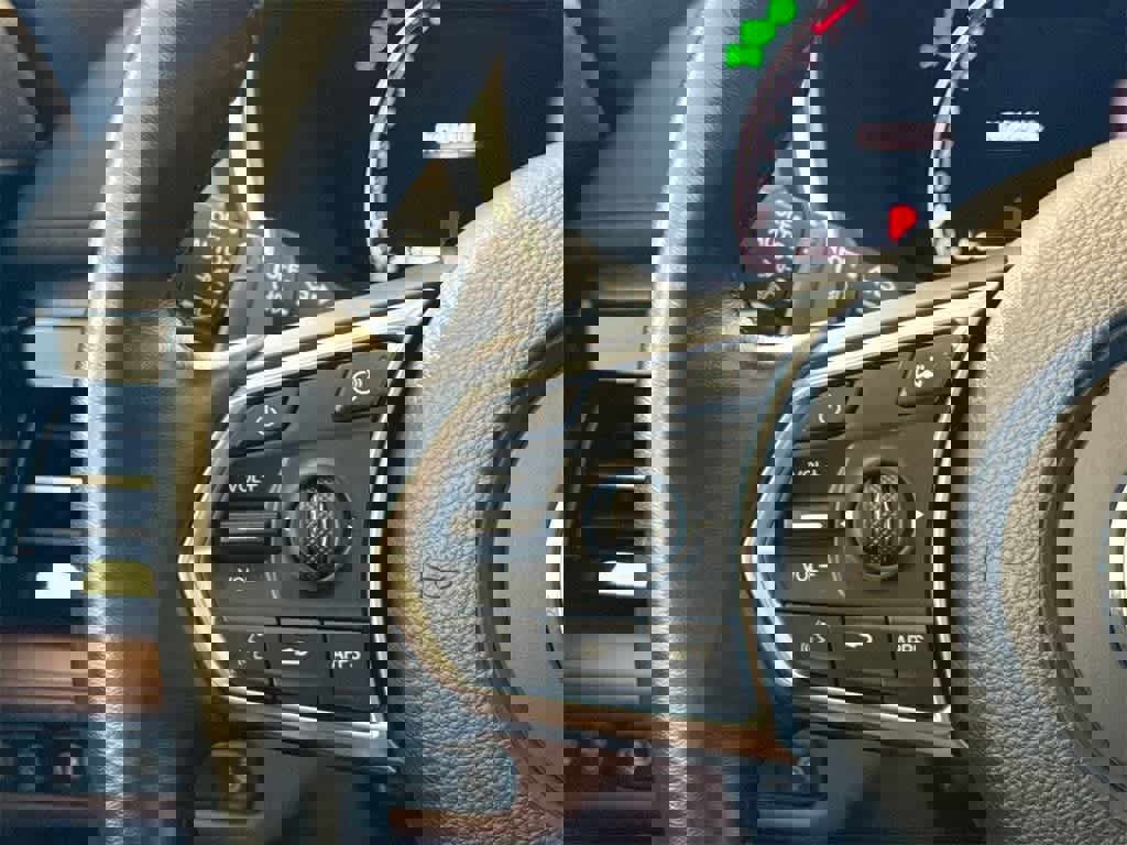 Used 2022 Acura MDX SH-AWD w/ Advance Package image 27