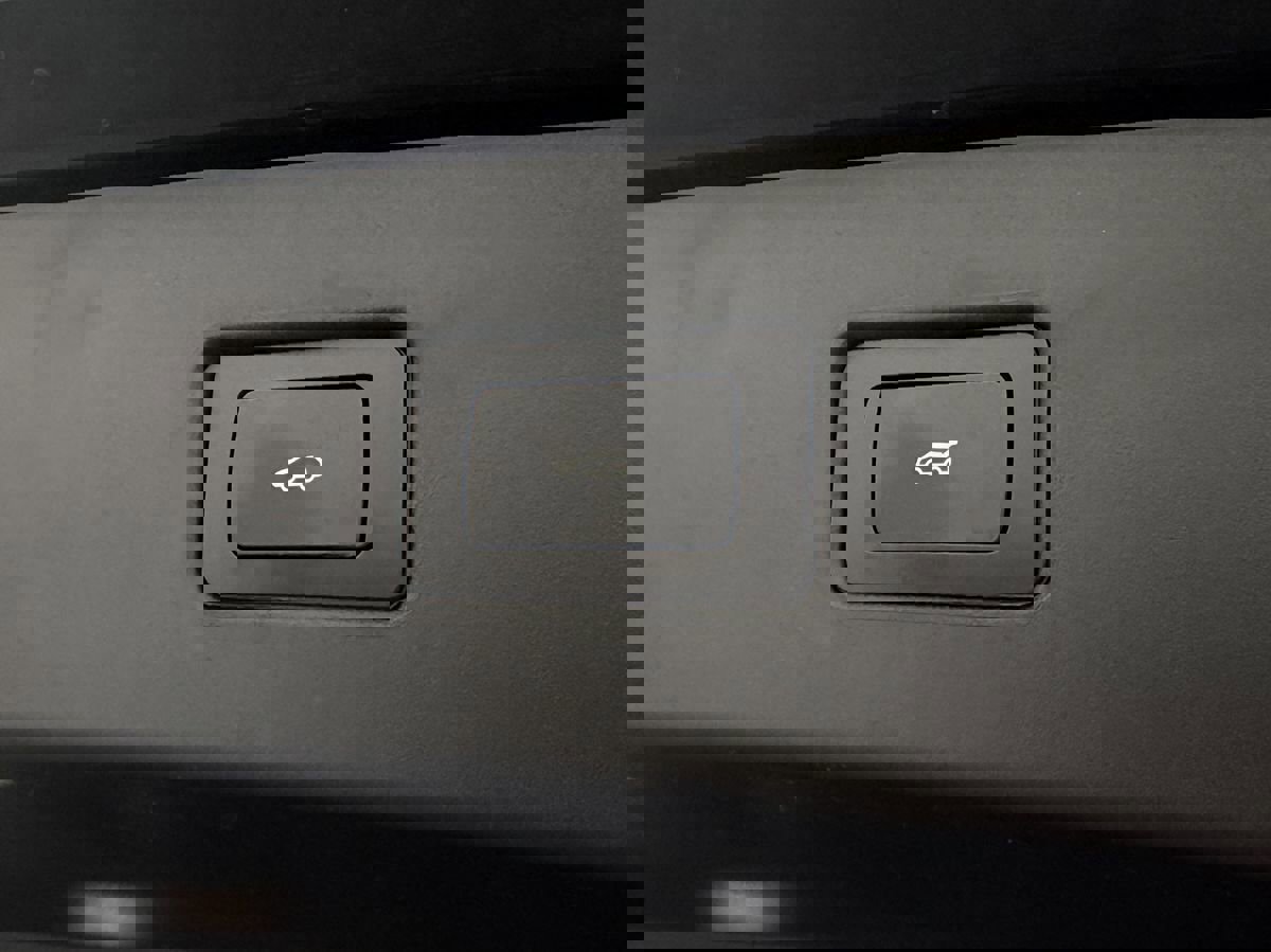 Used 2023 Fisker Ocean Extreme image 40