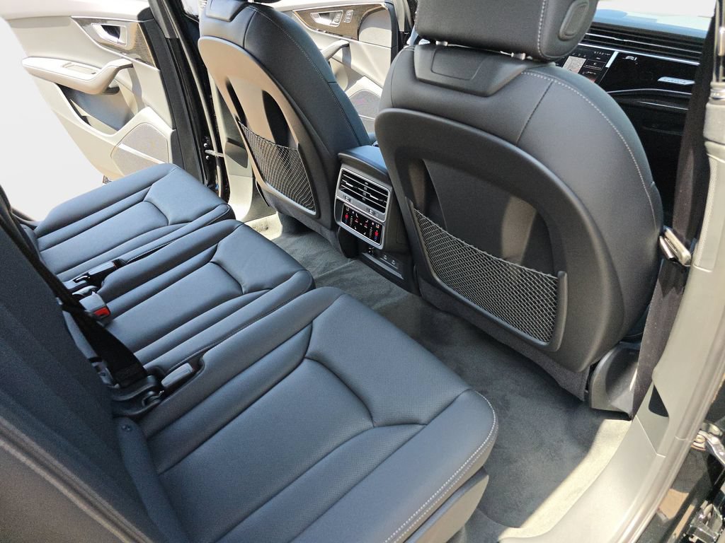 New 2026 Audi Q7 2.0T Premium AWD/4WD image 11