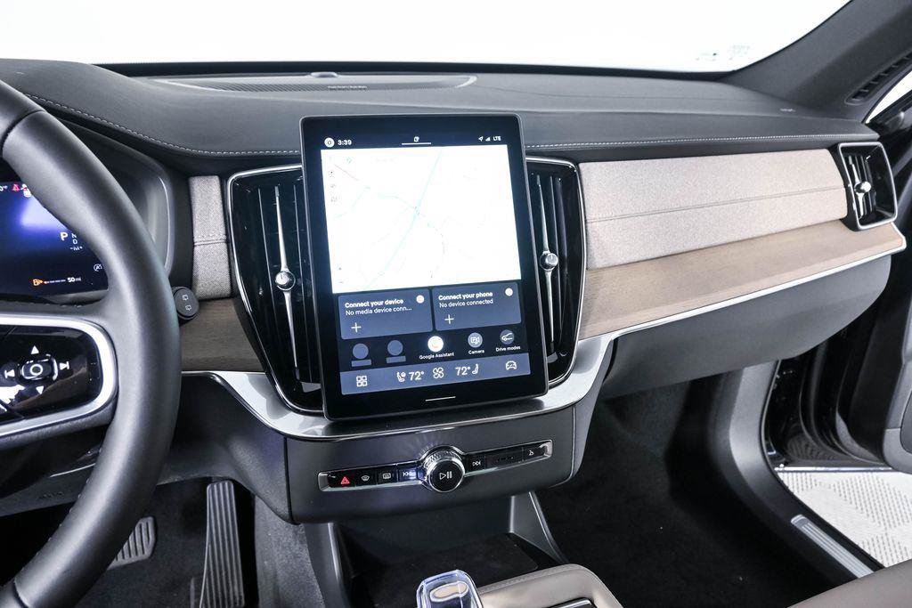 New 2026 Volvo XC90 B6 Plus w/ Protection Package Premier AWD/4WD image 13
