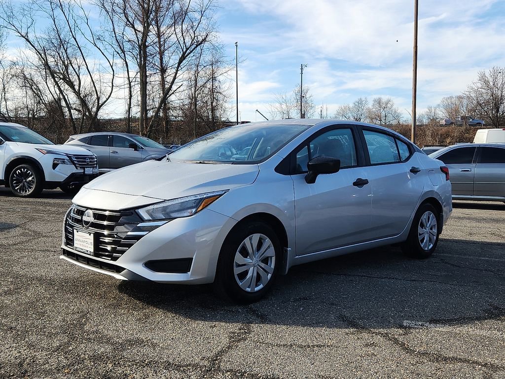 Certified 2025 Nissan Versa S w/ Trunk Package image 4