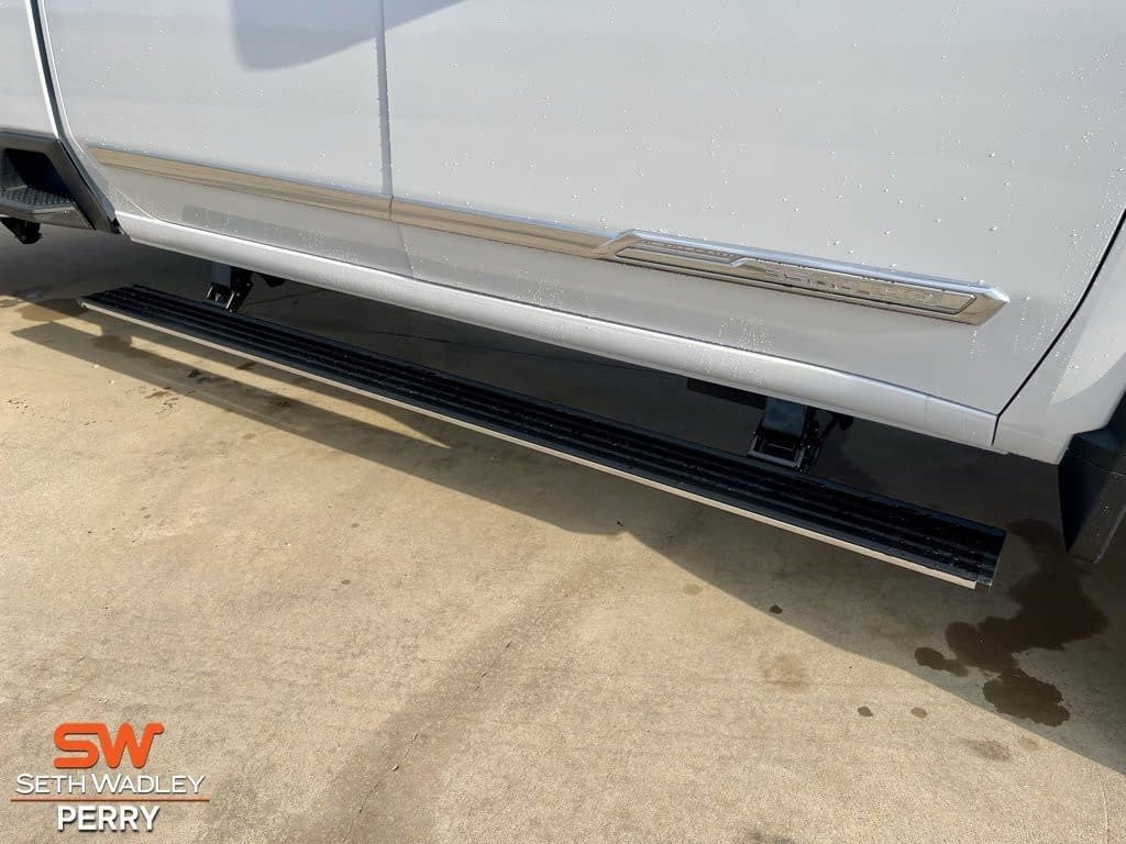 New 2026 Chevrolet Silverado 3500 High Country w/ Technology Package image 10