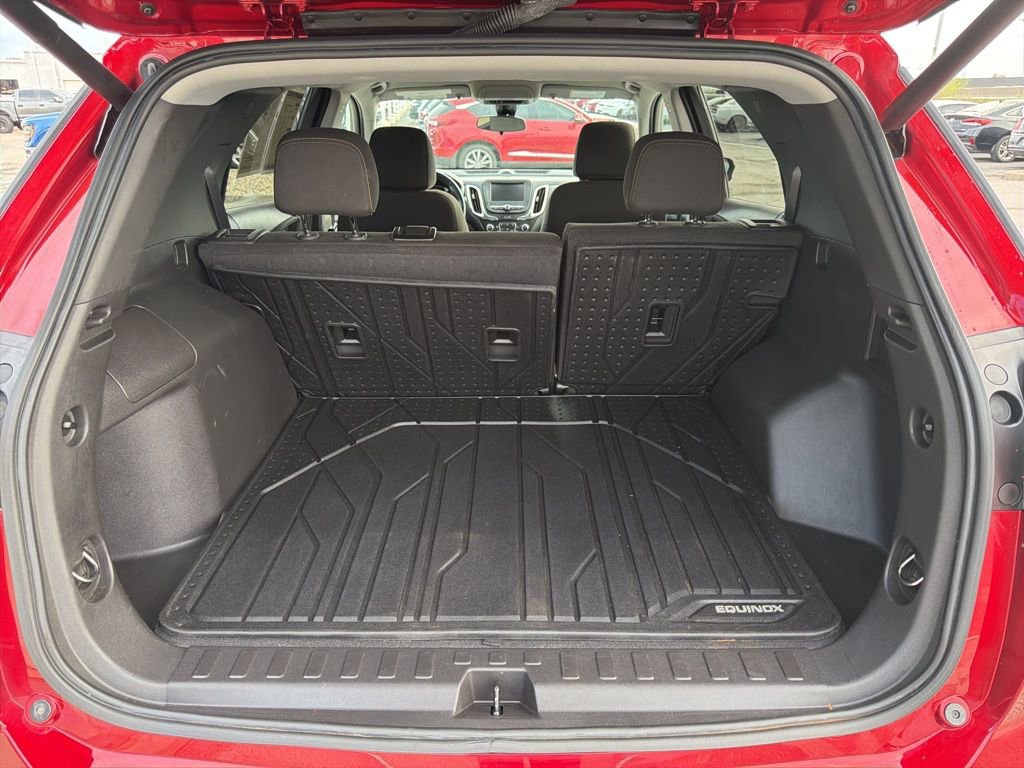 Certified 2024 Chevrolet Equinox LT w/ LPO, Floor Liner Package FWD image 12