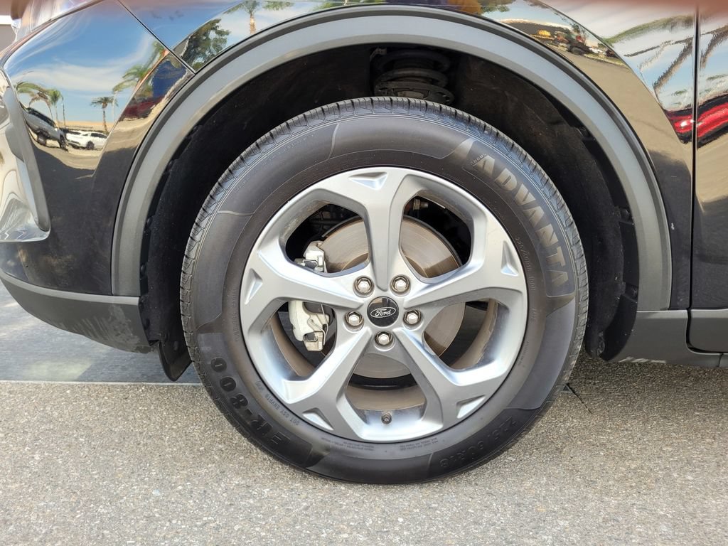 Used 2025 Ford Escape ST-Line FWD image 35