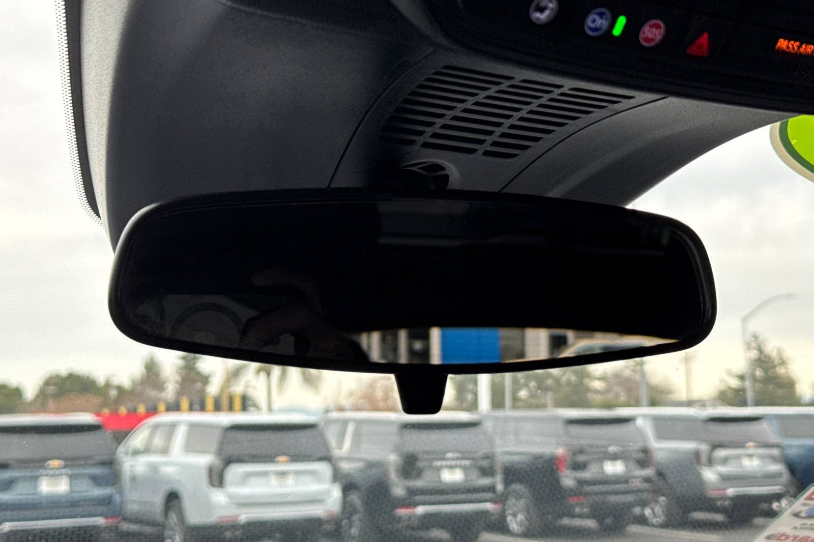 Used 2026 Chevrolet Blazer EV LT FWD image 25