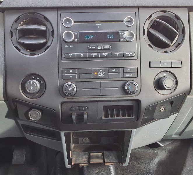 Used 2013 Ford F250 XL w/ Skid Plate Pkg image 18