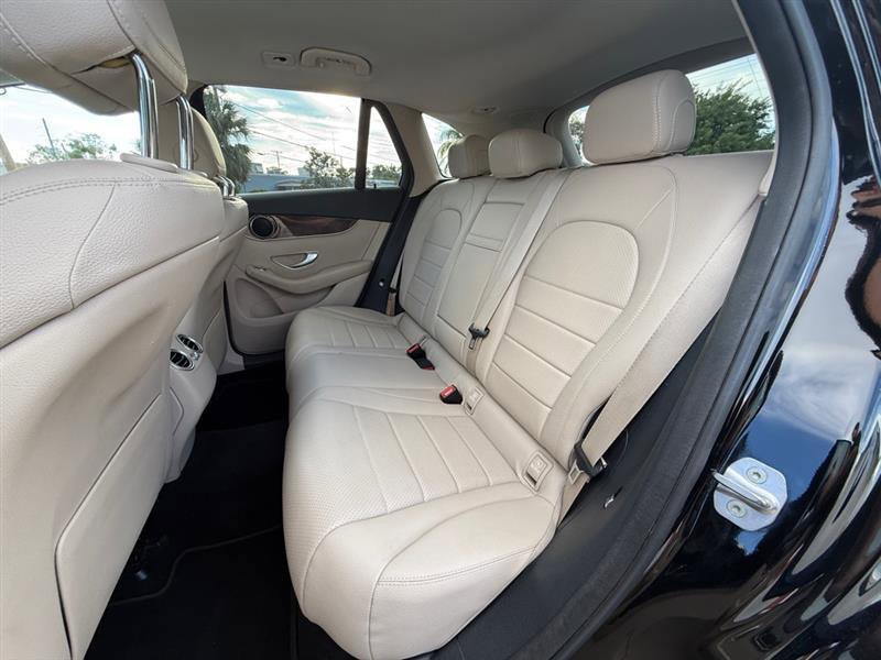 Used 2016 Mercedes-Benz GLC 300 GLC300 4MATIC image 11