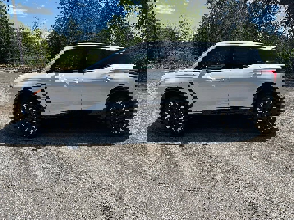 New 2025 Chevrolet Blazer EV RS image 4