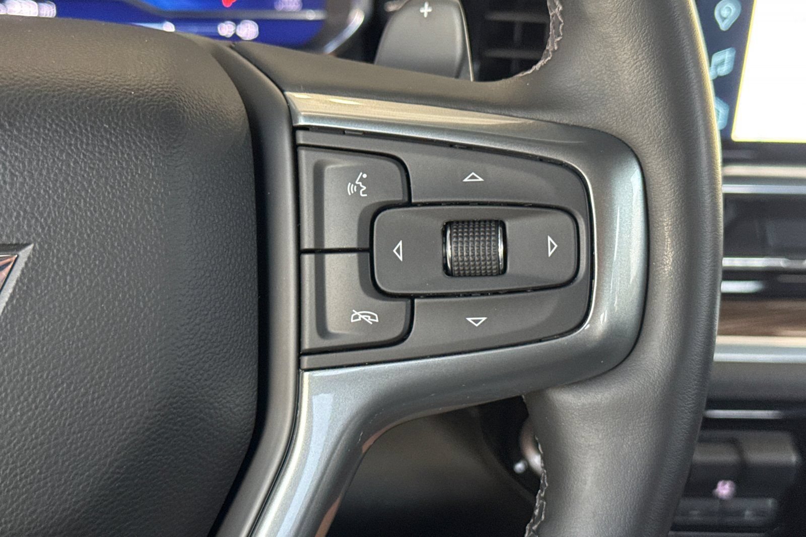 Used 2024 Chevrolet Silverado 1500 RST w/ Convenience Package II AWD/4WD image 35