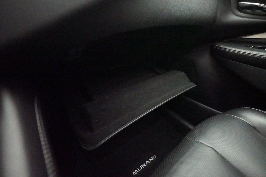 Used 2018 Nissan Murano Platinum image 32