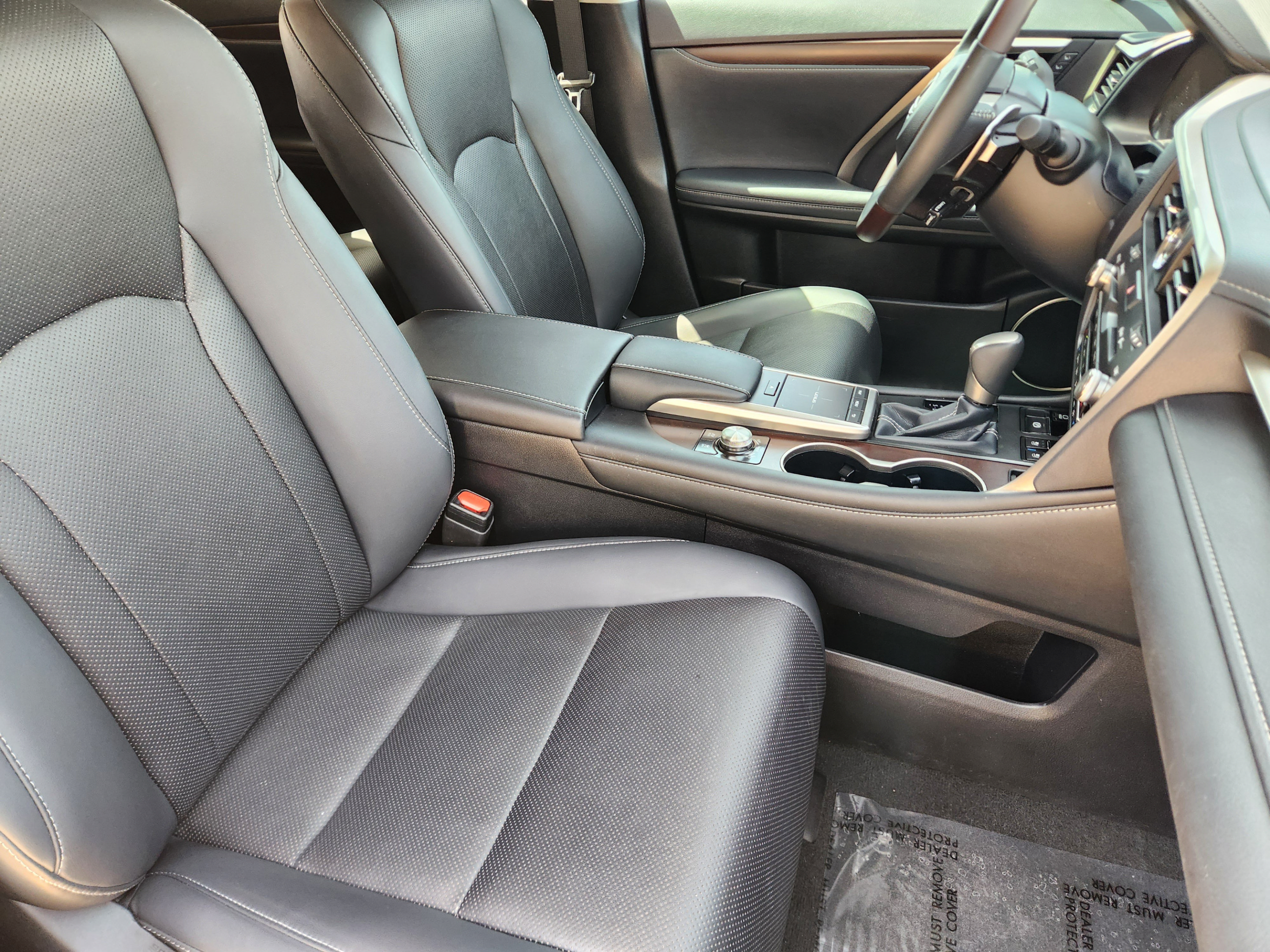 Certified 2022 Lexus RX 450h AWD w/ Premium Package image 6