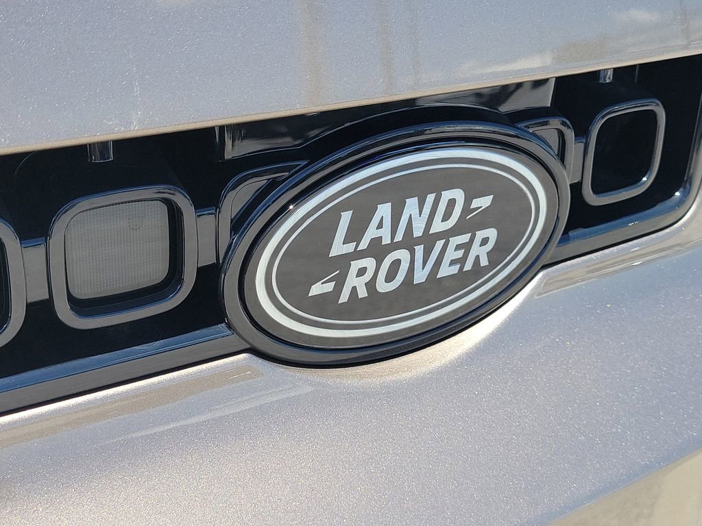 New 2026 Land Rover Defender 110 OCTA AWD/4WD image 10