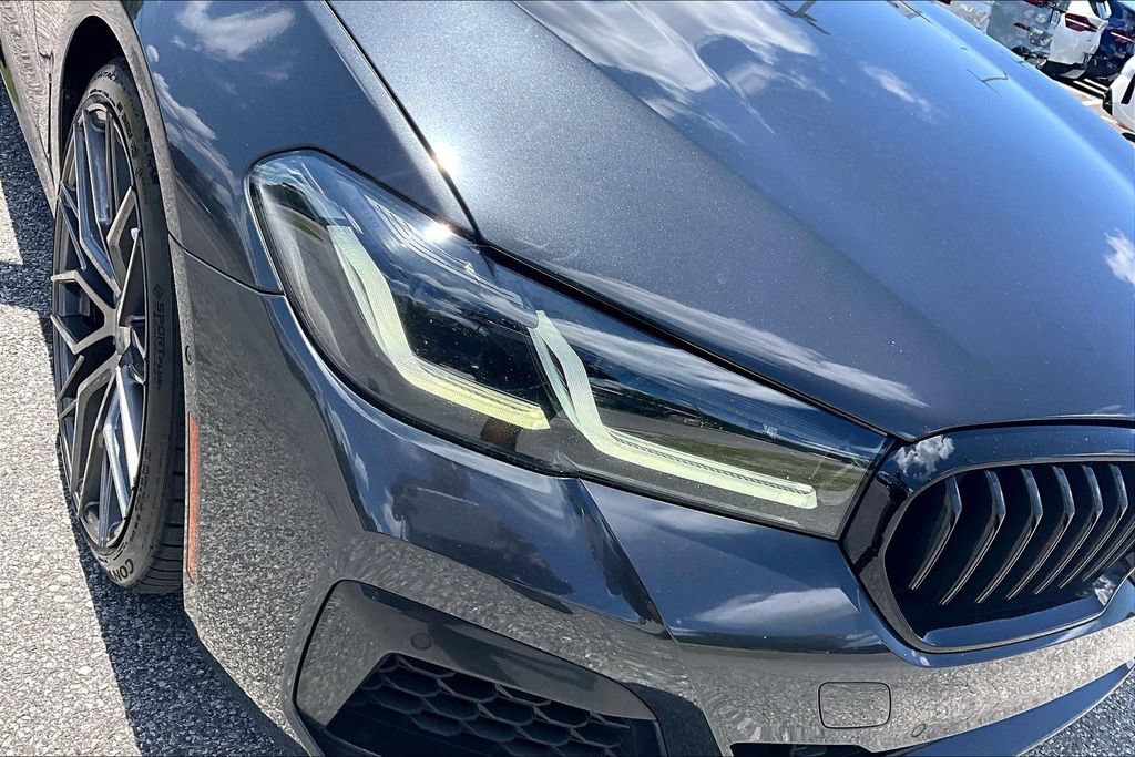 Used 2022 BMW M550i xDrive AWD/4WD image 32