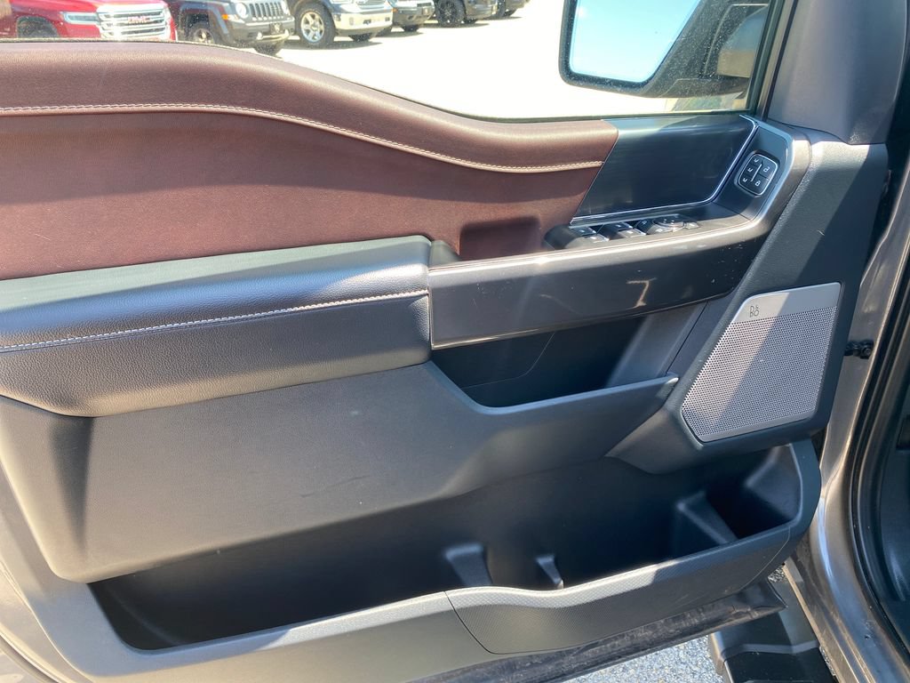 Used 2023 Ford F150 Lariat AWD/4WD image 11