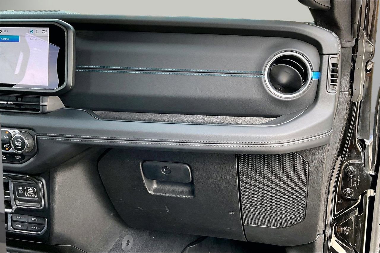 Used 2024 Jeep Wrangler High Altitude image 21