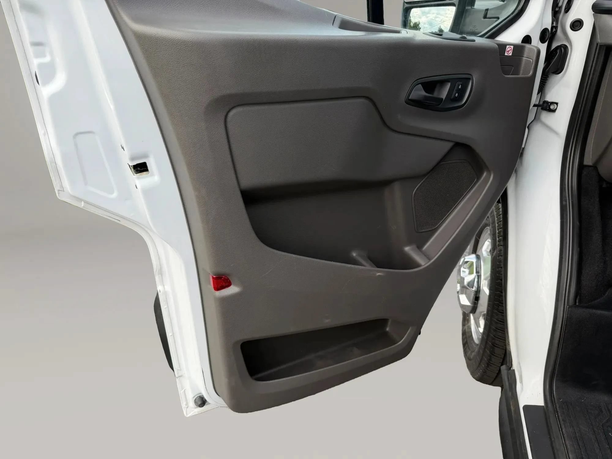 Used 2020 Ford Transit 250 Low Roof AWD image 12