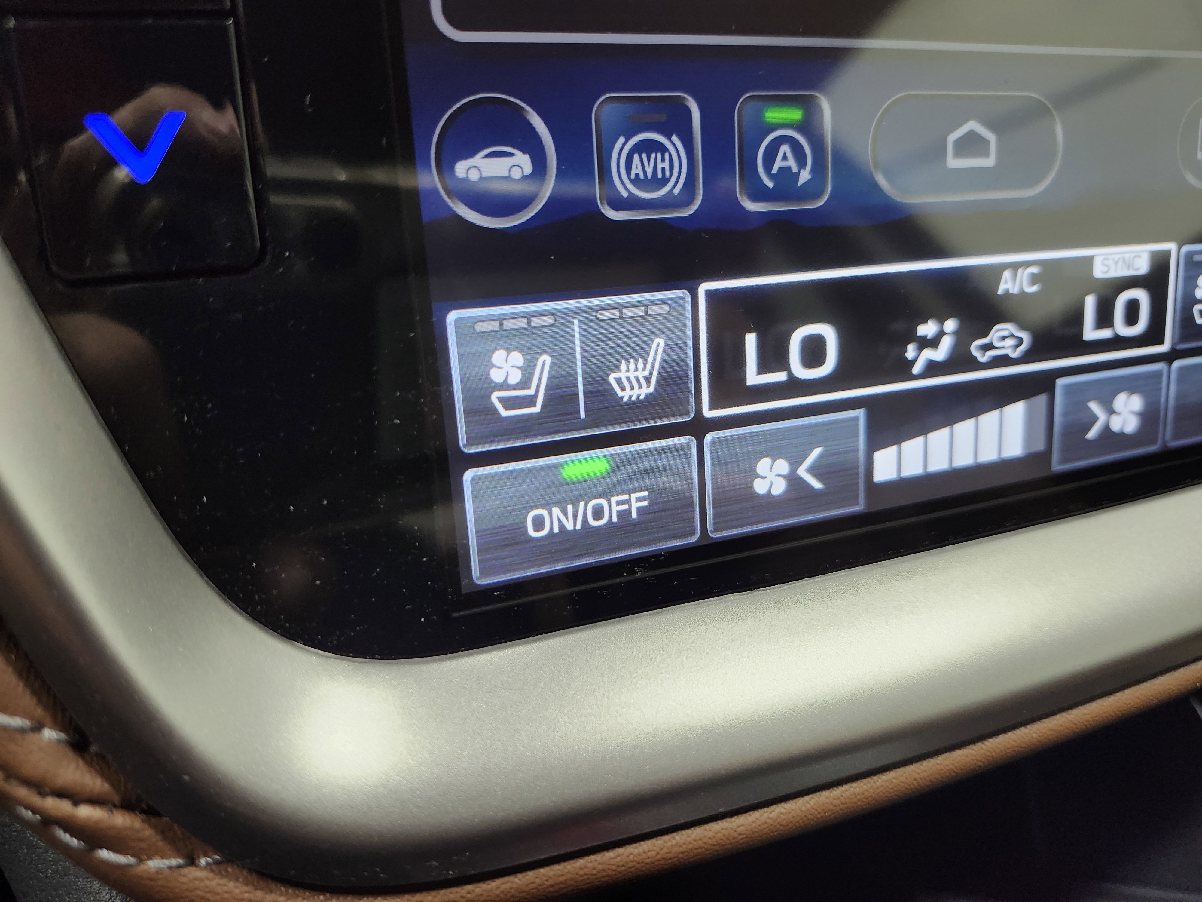 Used 2025 Subaru Outback Touring XT w/ Popular Package #2 image 9