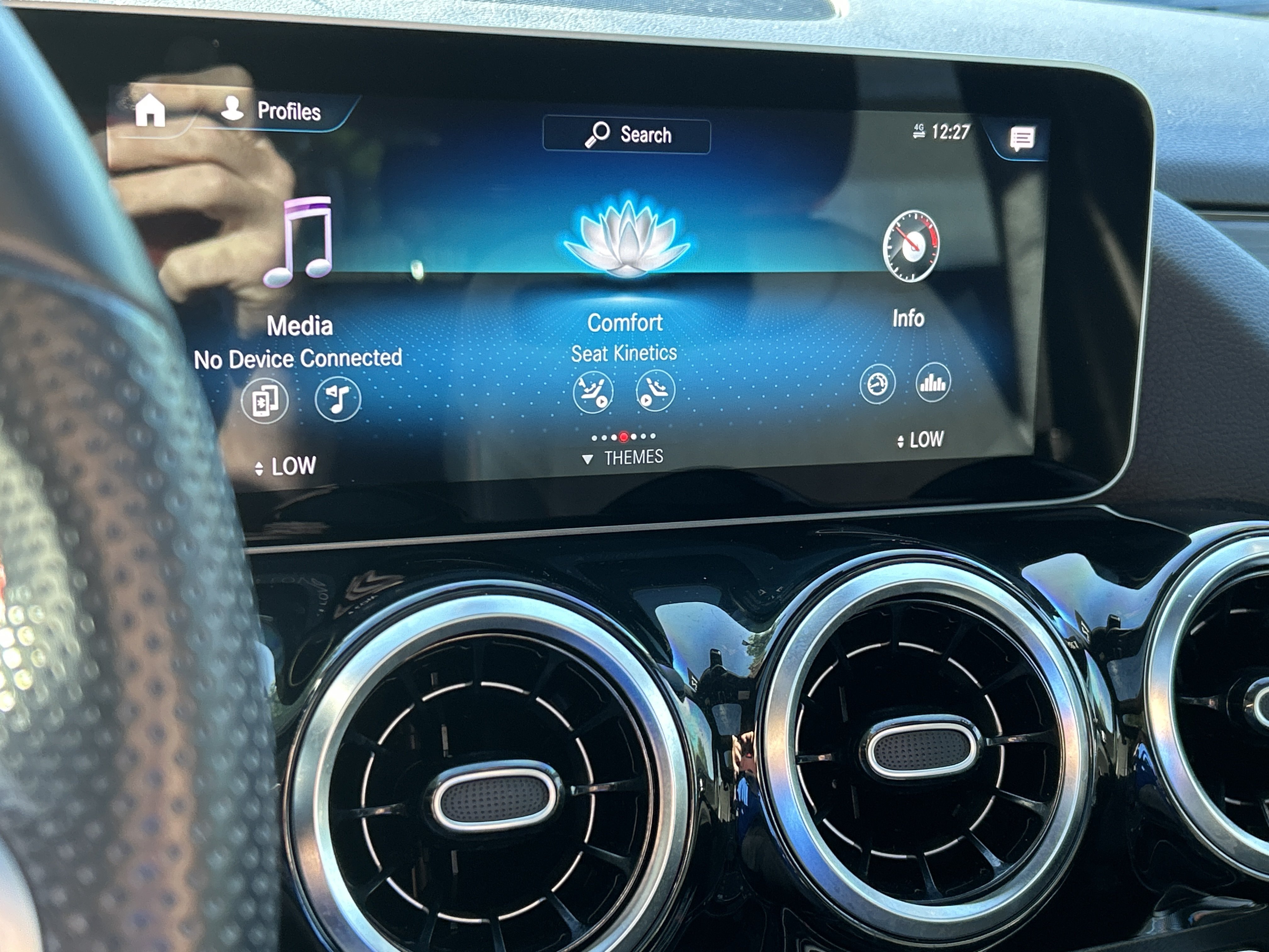 Certified 2021 Mercedes-Benz GLA 250 4MATIC image 31