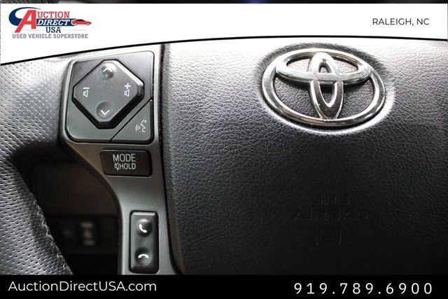 Used 2021 Toyota Tacoma TRD Off-Road image 28