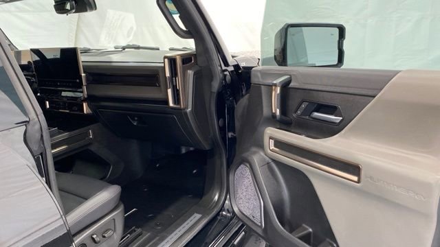 Used 2025 GMC Hummer EV 2X image 19