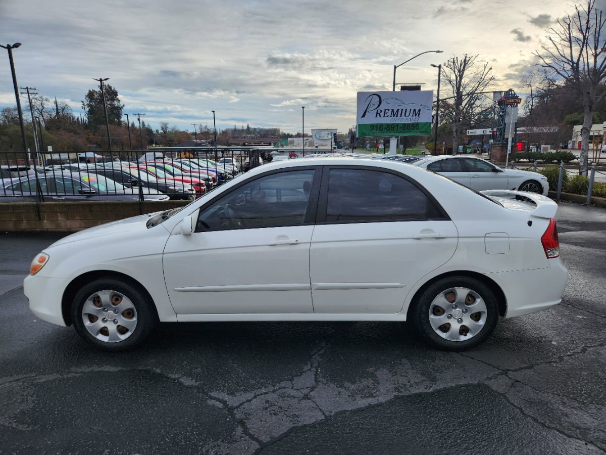 Used 2007 Kia Spectra EX image 2