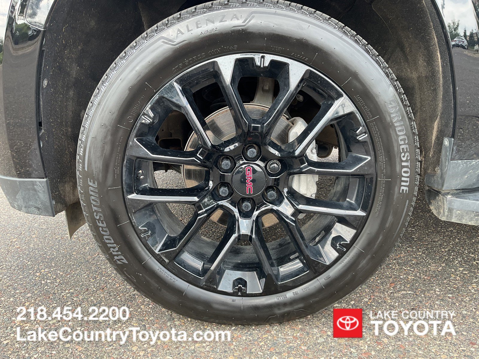 Used 2024 GMC Yukon Denali w/ Max Trailering Package AWD/4WD image 9
