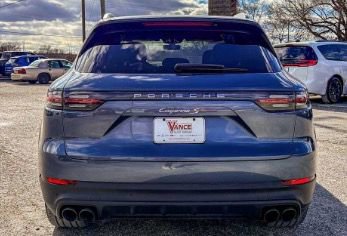 Used 2019 Porsche Cayenne S image 24