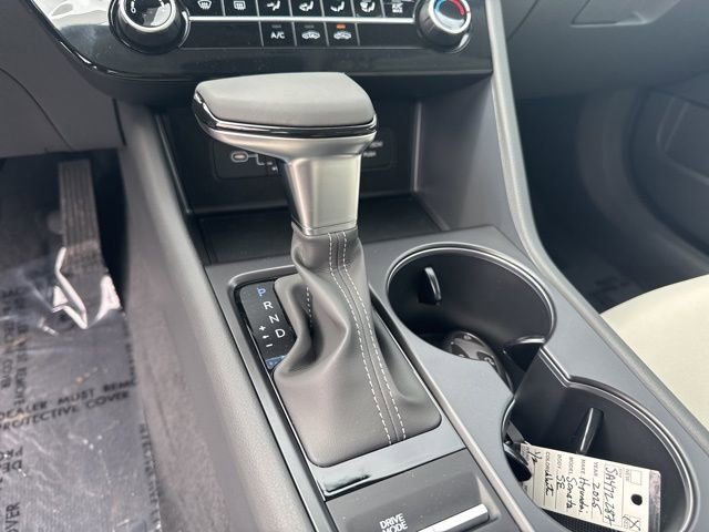 Used 2025 Hyundai Sonata SE image 29